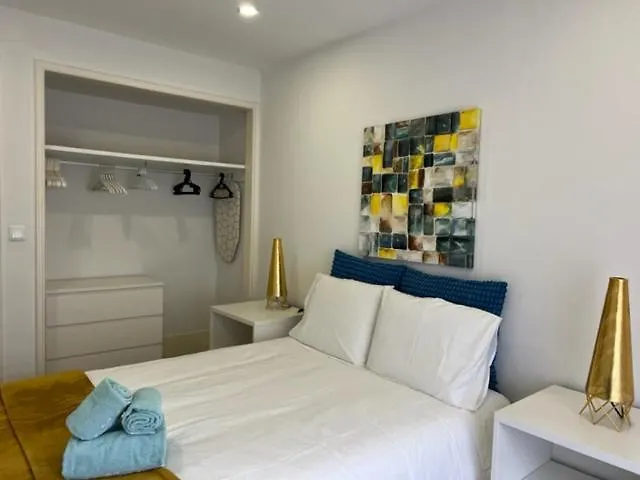 Fantastic 1 Bedroom Apartment At Roma Avenue - 1B